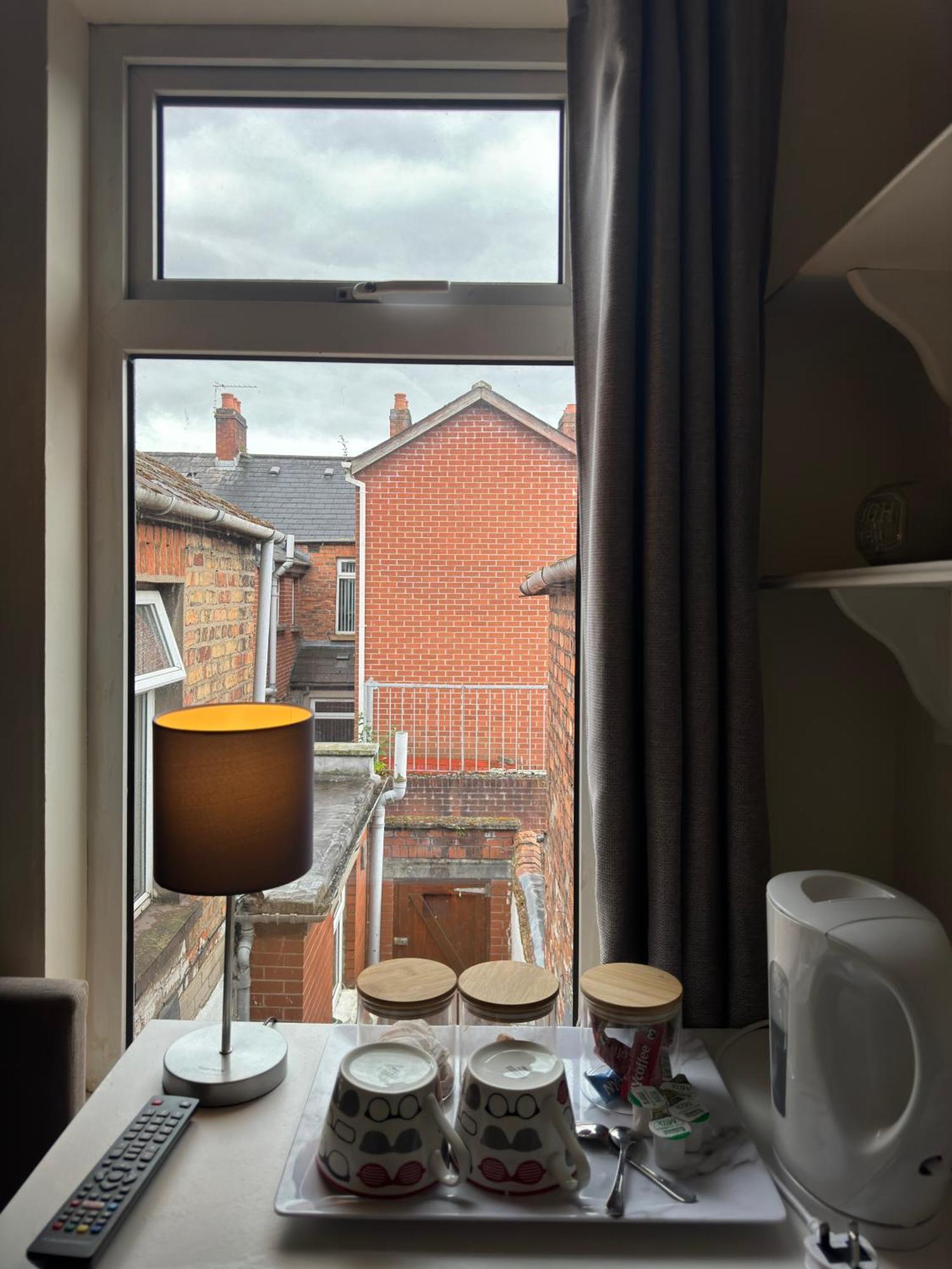 Апартаменты House In Lisburn Road Белфаст Экстерьер фото